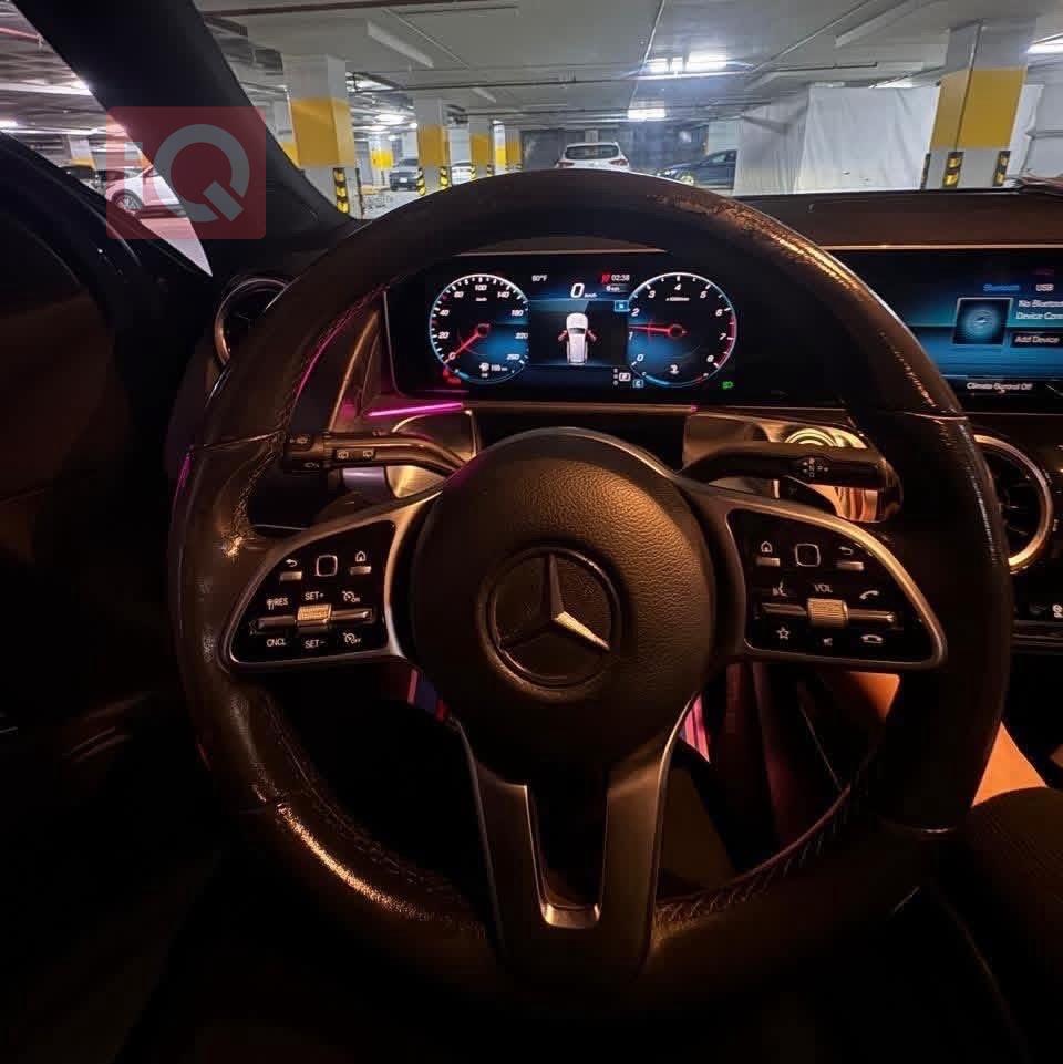 مێرسێدس بێنز GLB